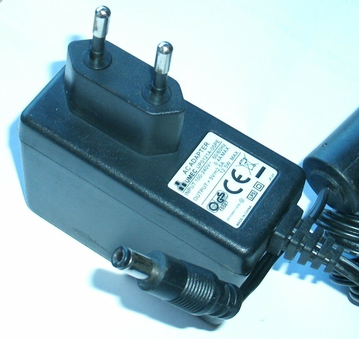 New 5V 2.5A UMEC UP0121A-05PE Power Supply AC ADAPTER